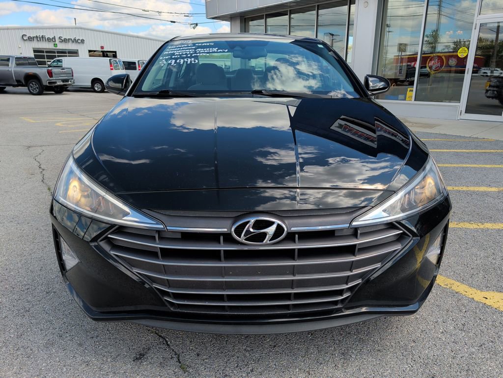 Used 2019 Hyundai Elantra Value Edition w/ Cargo Package FWD image 2