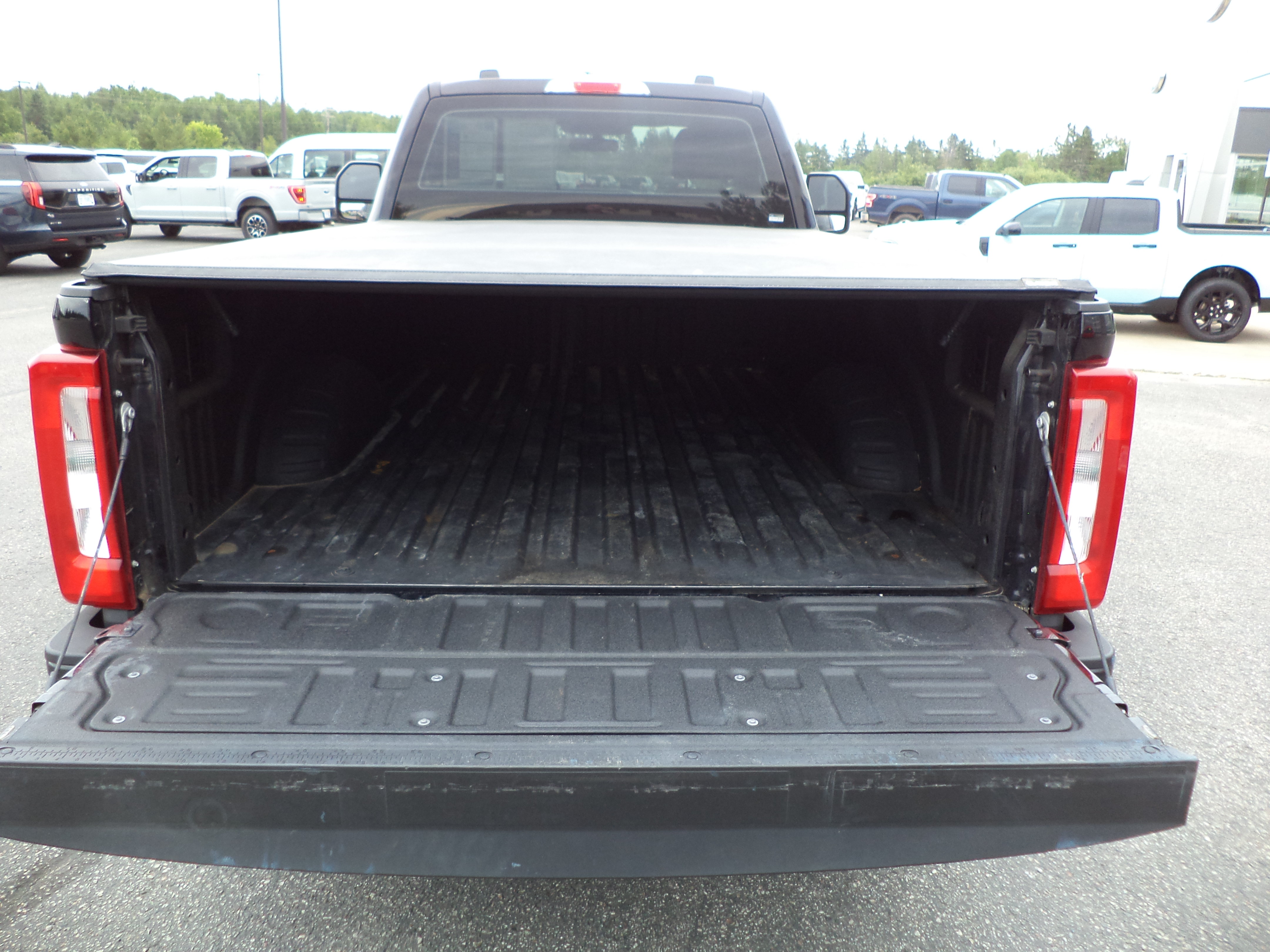 Used 2024 Ford F250 XL w/ Snow Plow Prep Package AWD/4WD image 5