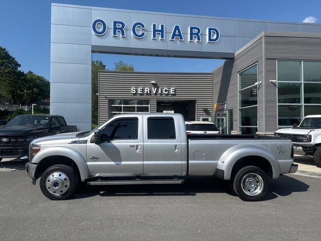 Used 2016 Ford F450 Lariat w/ Lariat Ultimate Package AWD/4WD image 2