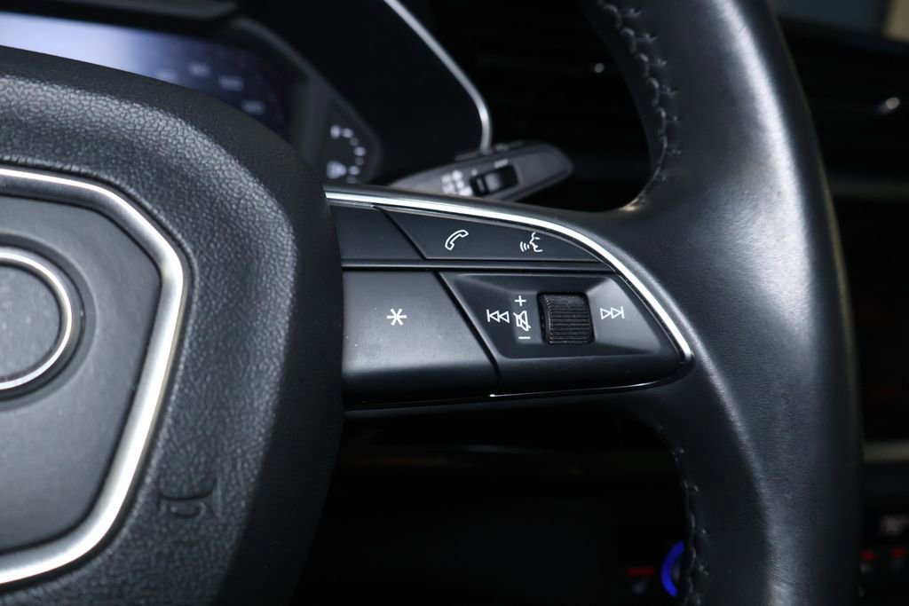 Used 2020 Audi Q3 2.0T Premium w/ Convenience Package image 22