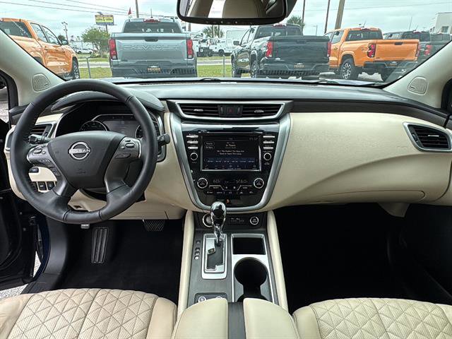 Used 2023 Nissan Murano Platinum w/ Cargo Package FWD image 19