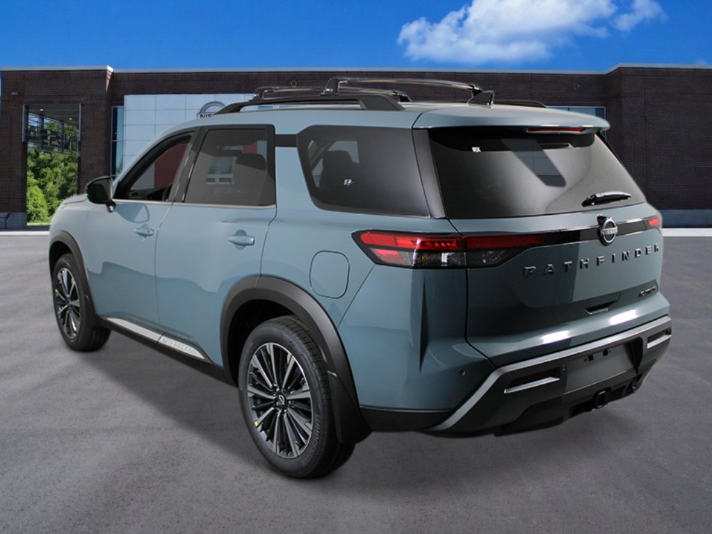New 2026 Nissan Pathfinder Platinum FWD image 3