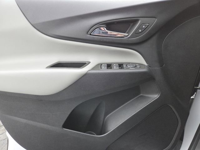 Used 2023 Chevrolet Equinox LT image 30