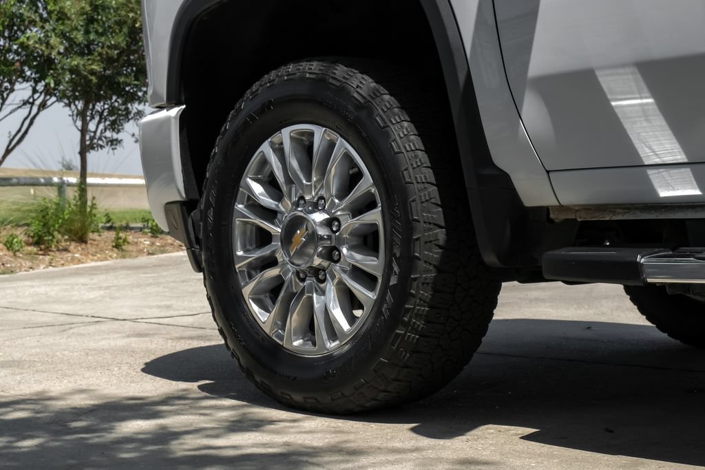 Used 2022 Chevrolet Silverado 2500 High Country AWD/4WD image 70