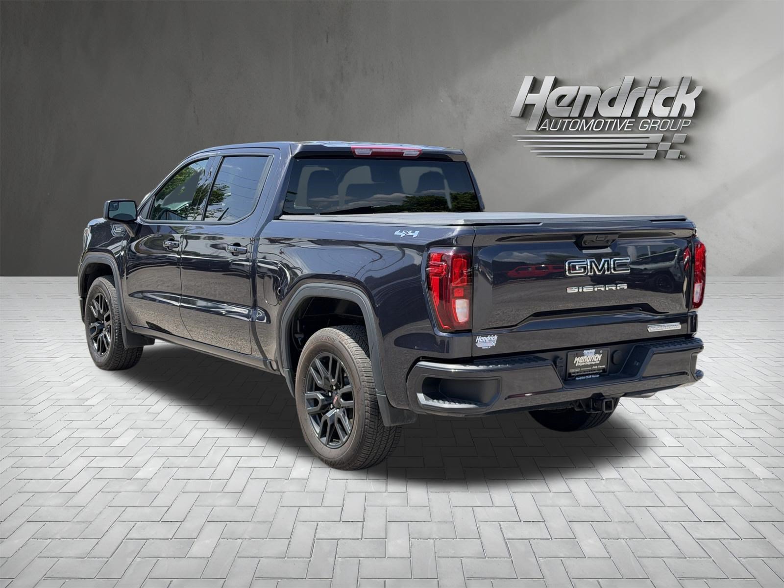 Used 2025 GMC Sierra 1500 Elevation AWD/4WD image 8