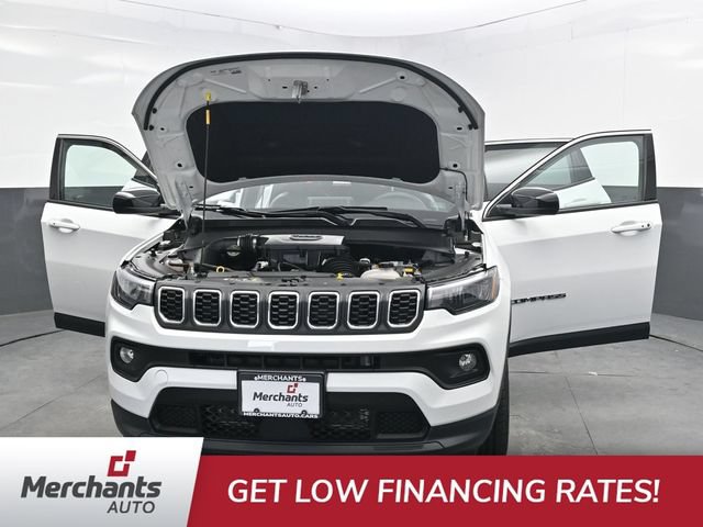 Used 2025 Jeep Compass Latitude AWD/4WD image 44