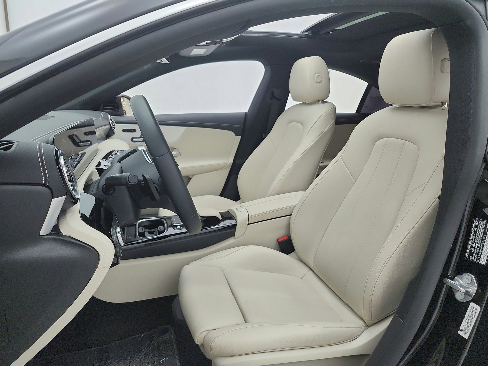 Certified 2023 Mercedes-Benz CLA 250 image 16