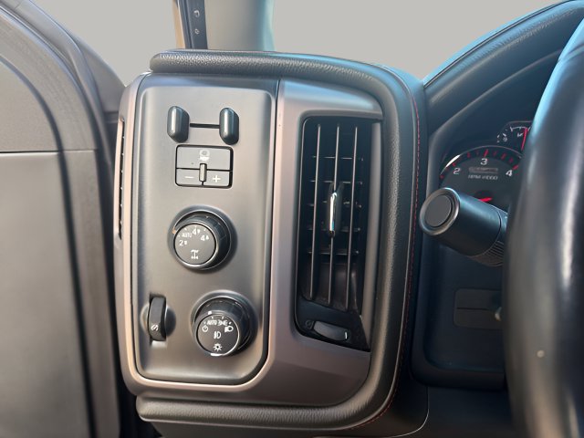 Used 2016 GMC Sierra 1500 SLT w/ All-Terrain Package AWD/4WD image 9
