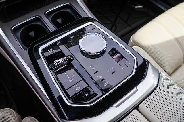 New 2026 BMW 760i xDrive w/ Executive Package AWD/4WD image 18