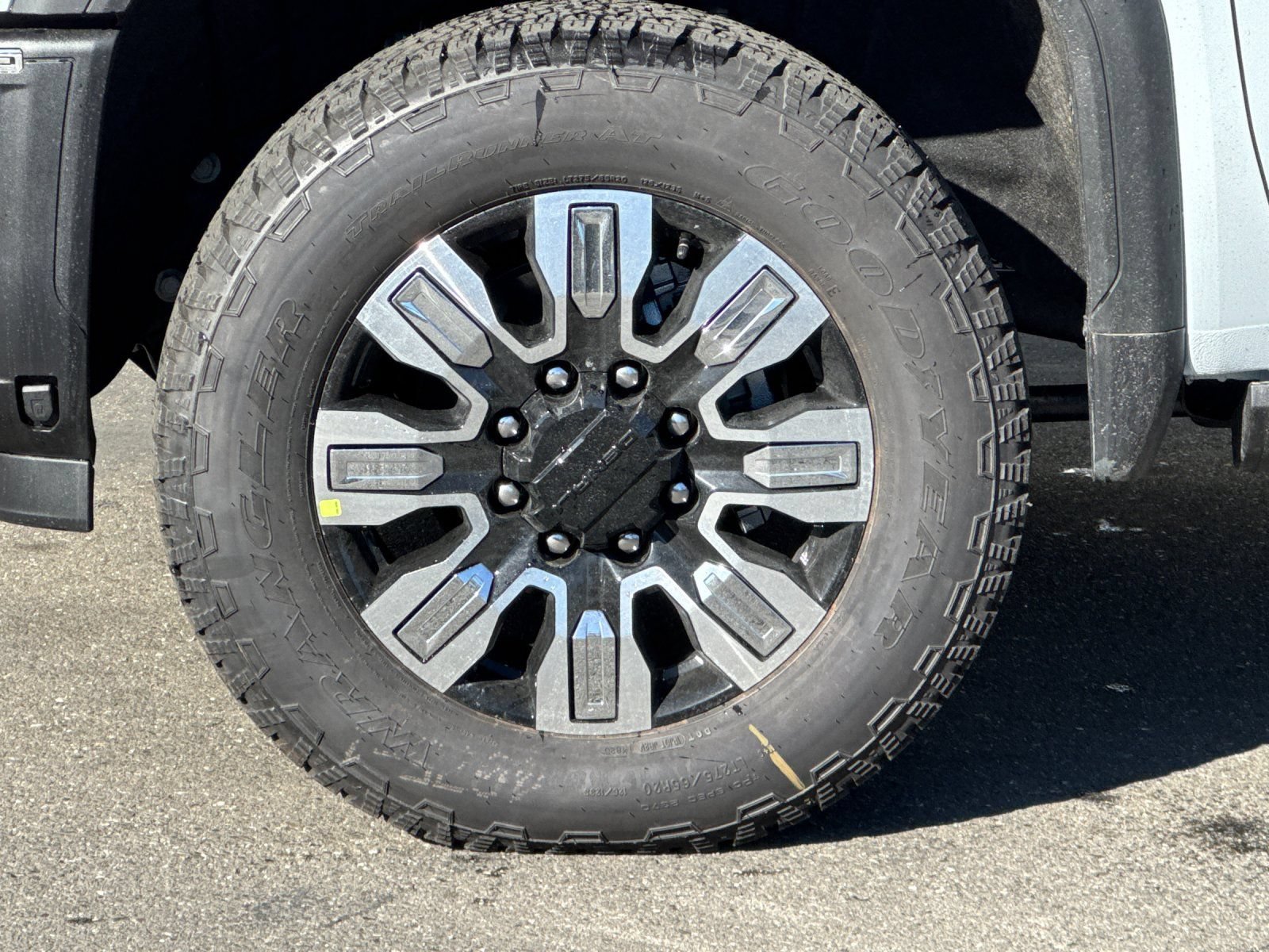 New 2026 GMC Sierra 2500 Denali w/ Denali Reserve Package AWD/4WD image 31