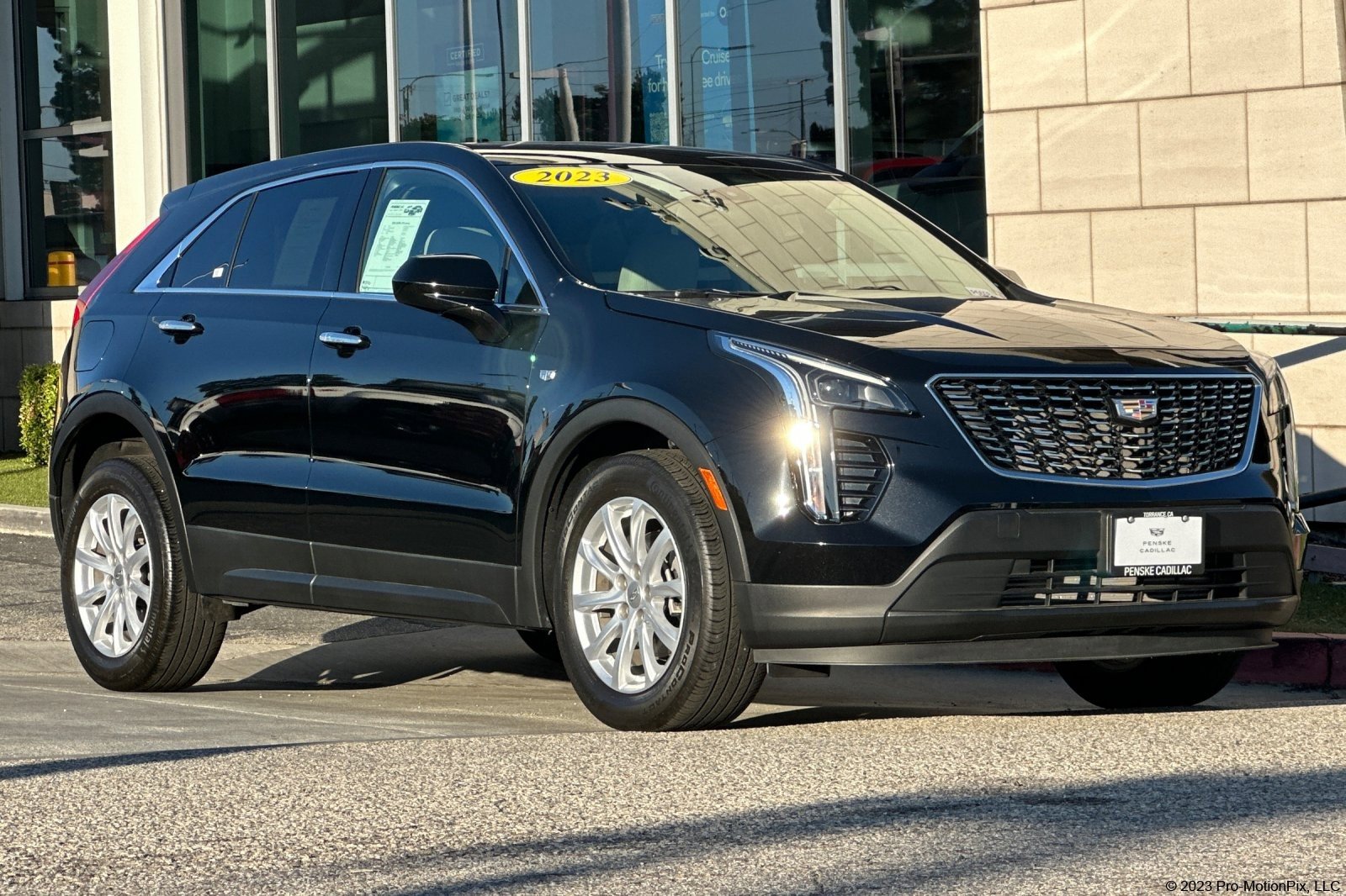Used 2023 Cadillac XT4 Luxury w/ Cold Weather Package