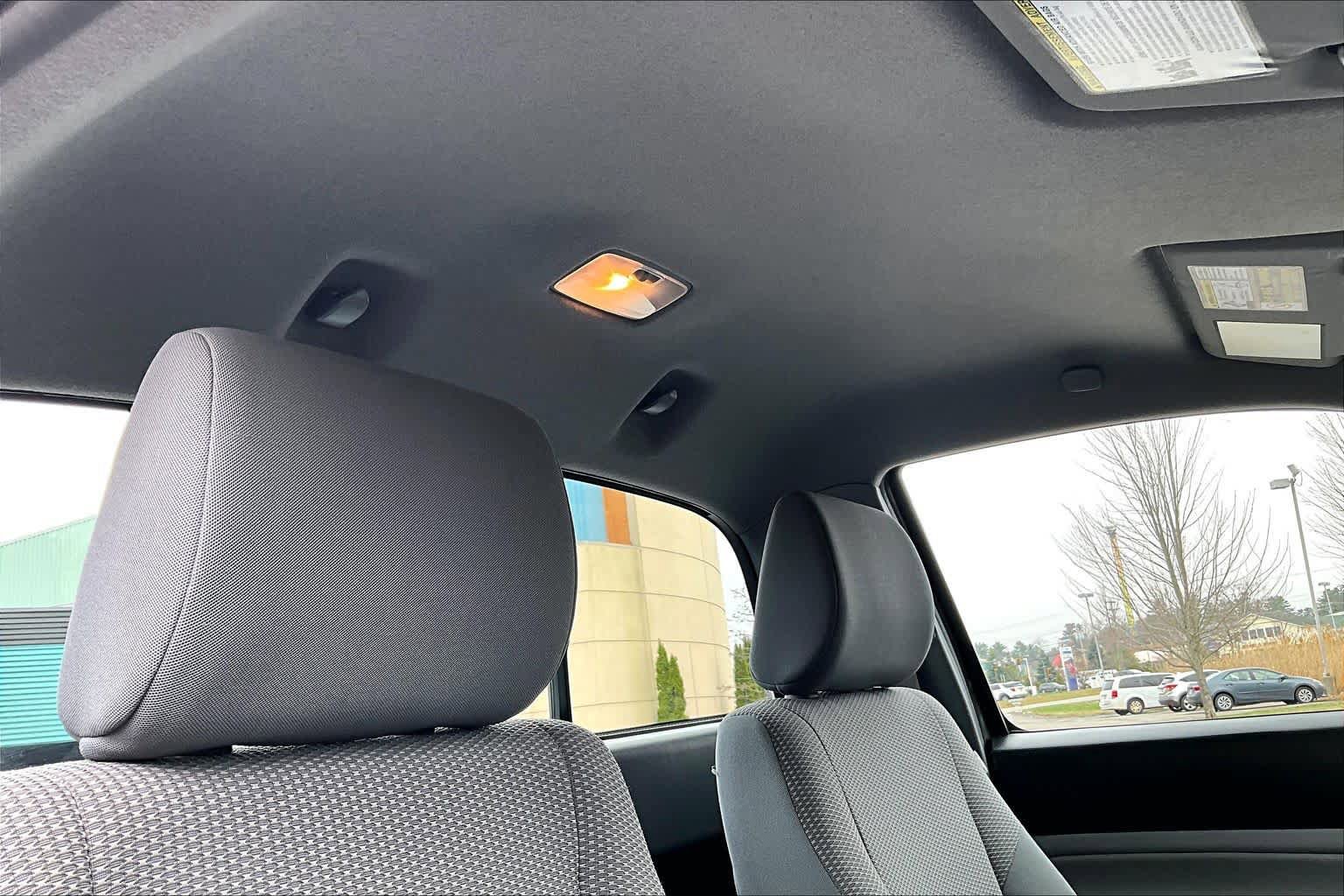 Used 2012 Toyota Tacoma 4x4 Regular Cab image 12
