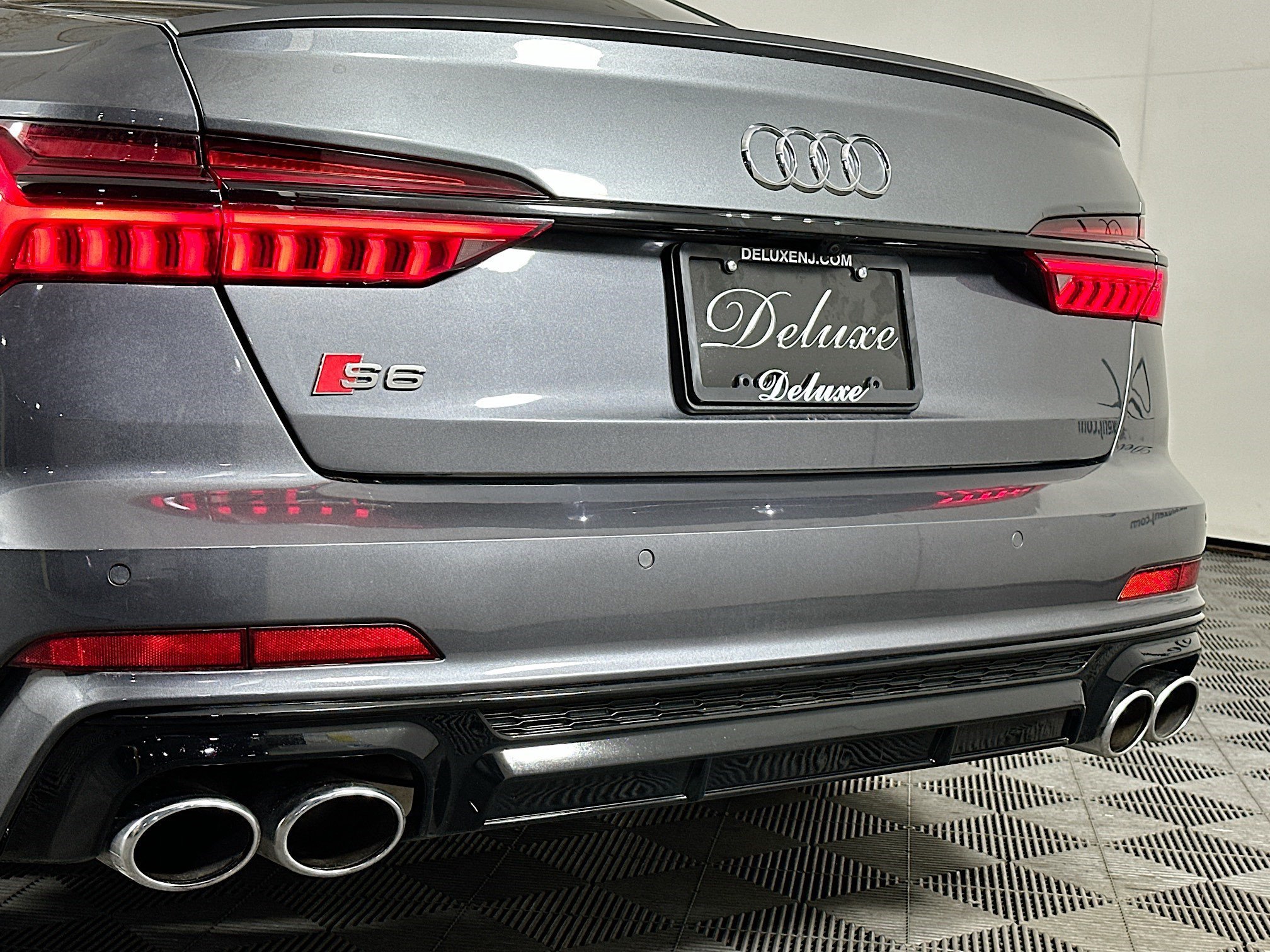 Used 2025 Audi S6 Premium Plus w/ Premium Plus Package AWD/4WD image 27