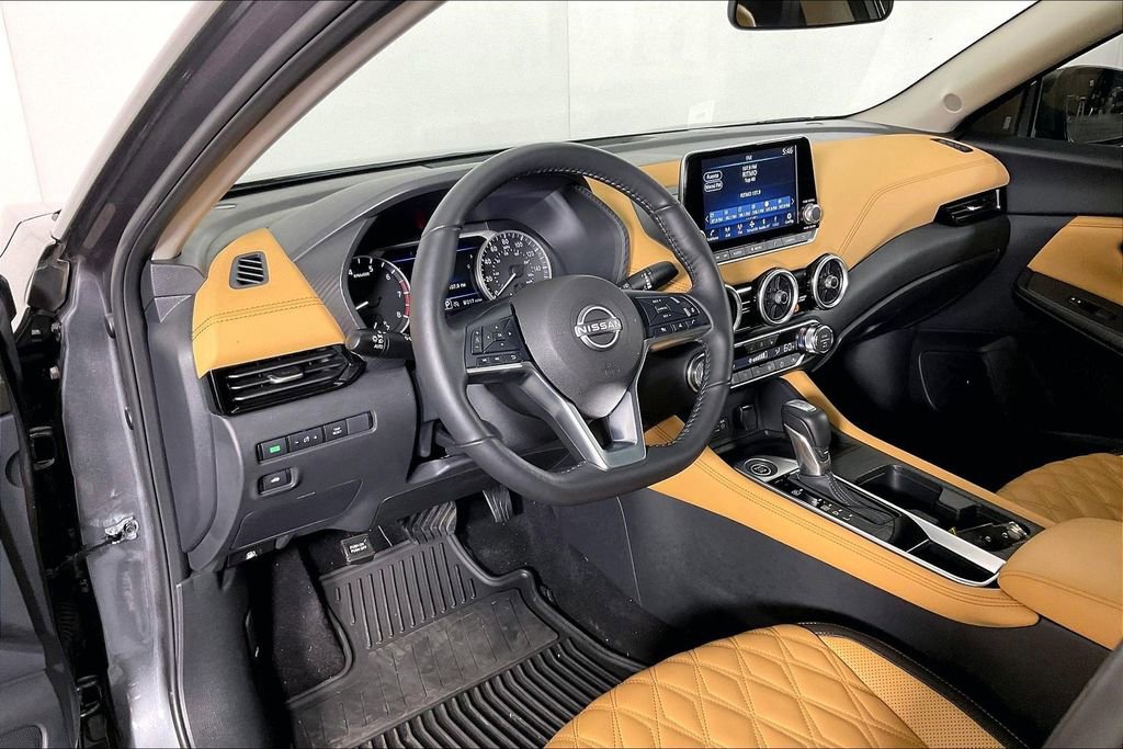 Certified 2025 Nissan Sentra SV w/ SV Premium Package image 18