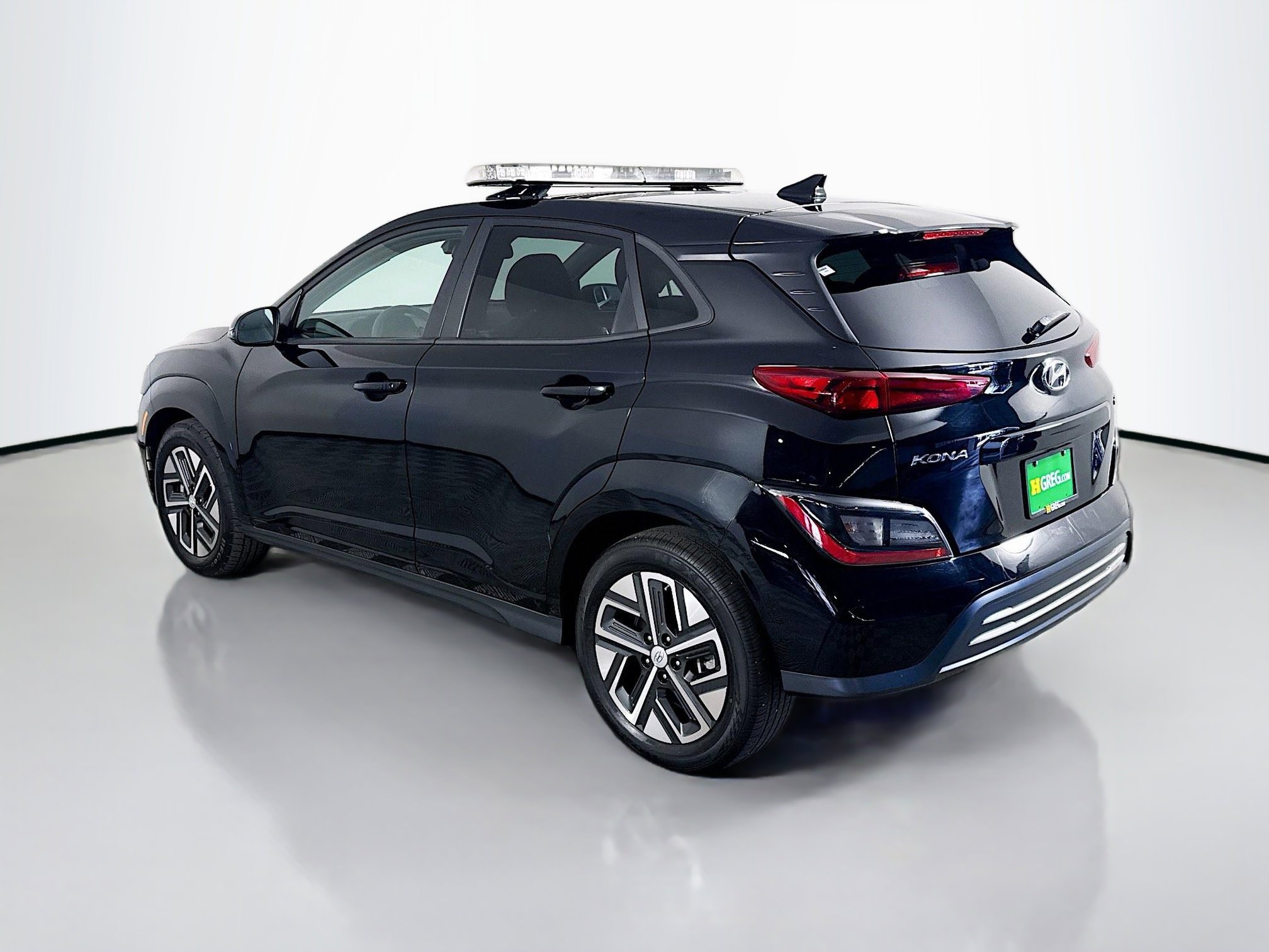 Used 2023 Hyundai Kona SE w/ Cargo Package image 7