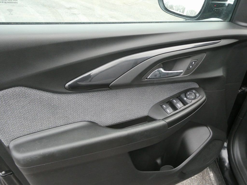 Used 2023 Chevrolet TrailBlazer LT image 6