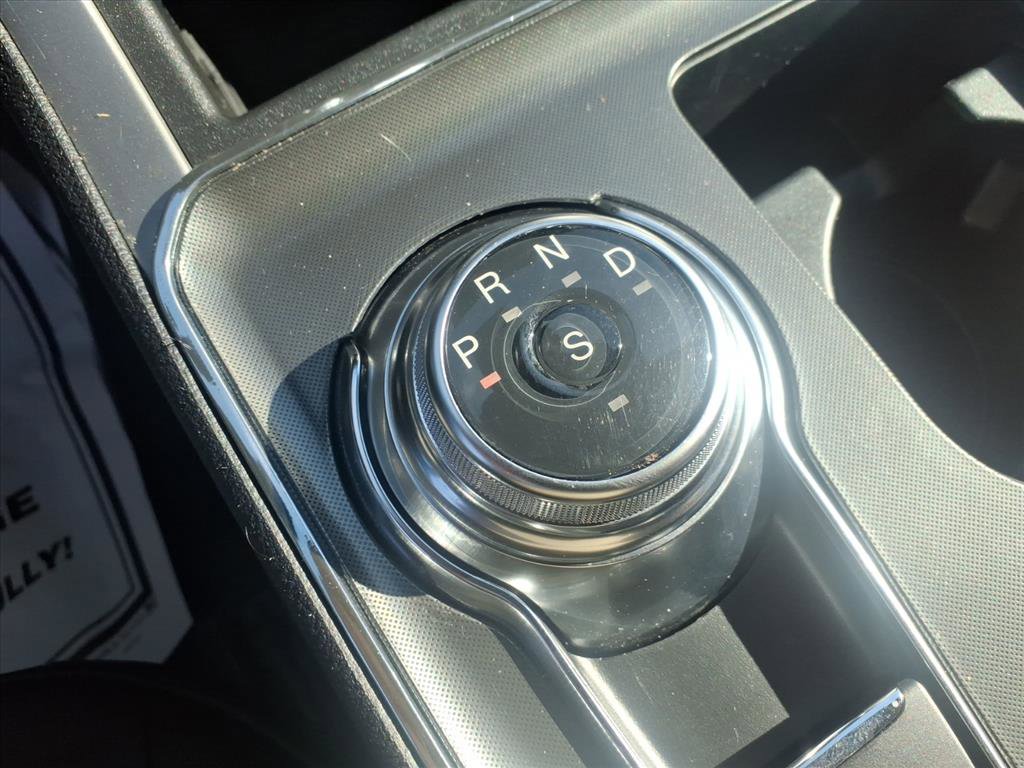 Used 2022 Ford Edge ST-Line image 16