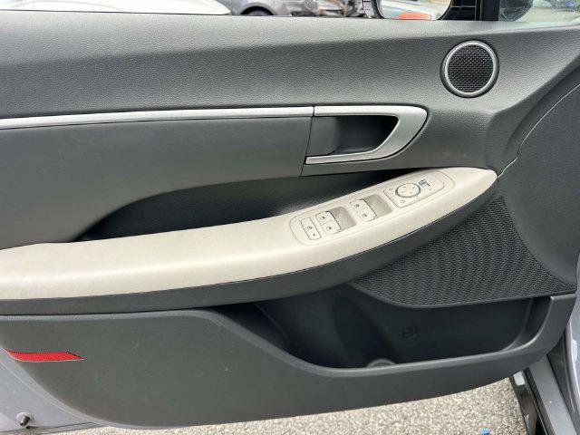 Certified 2024 Hyundai Sonata SEL FWD image 16