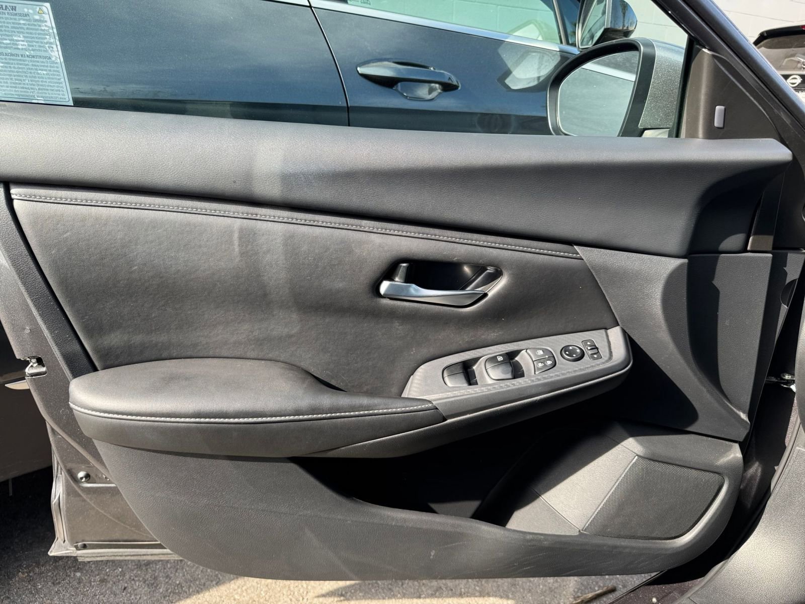 Used 2025 Nissan Sentra SV image 18