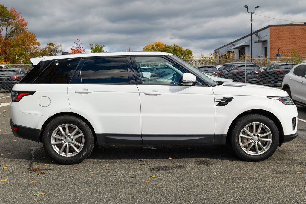 Used 2022 Land Rover Range Rover Sport SE image 8