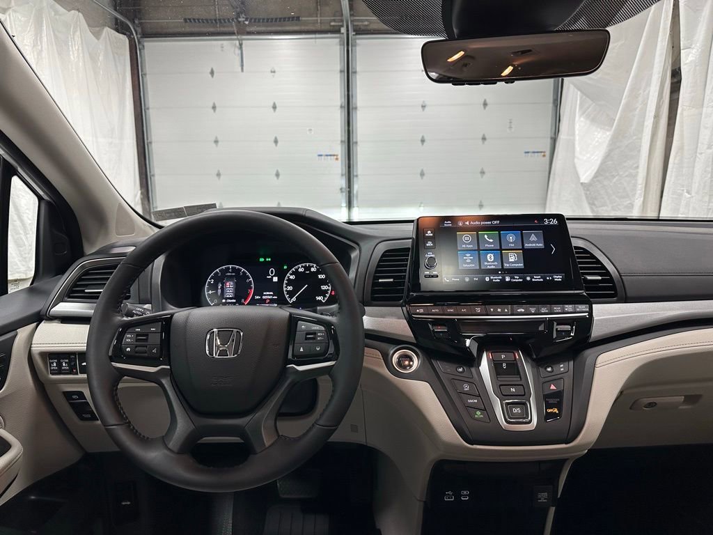 Used 2025 Honda Odyssey EX-L image 16
