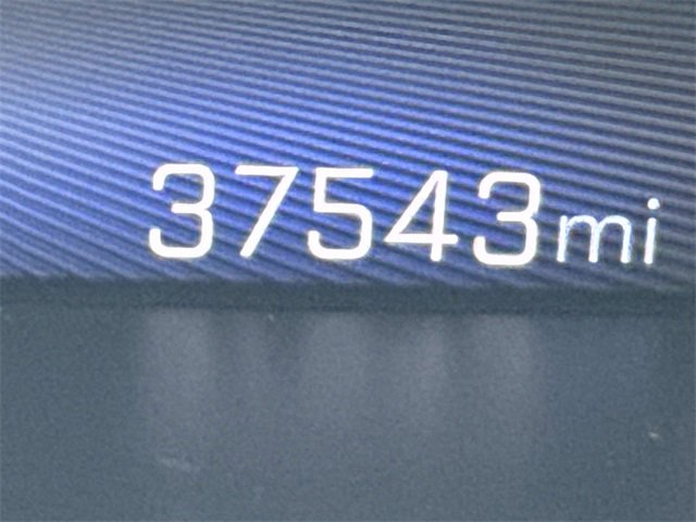 Used 2023 Chevrolet Colorado LT w/ LT Convenience Package image 32