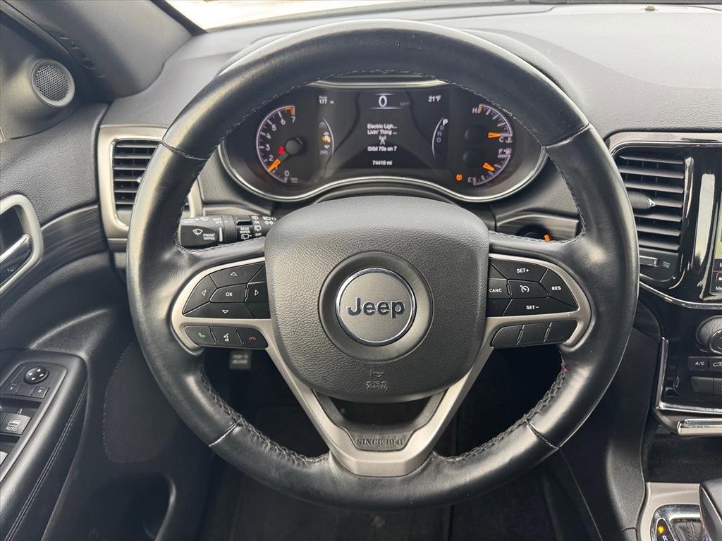 Used 2022 Jeep Grand Cherokee Laredo E image 12