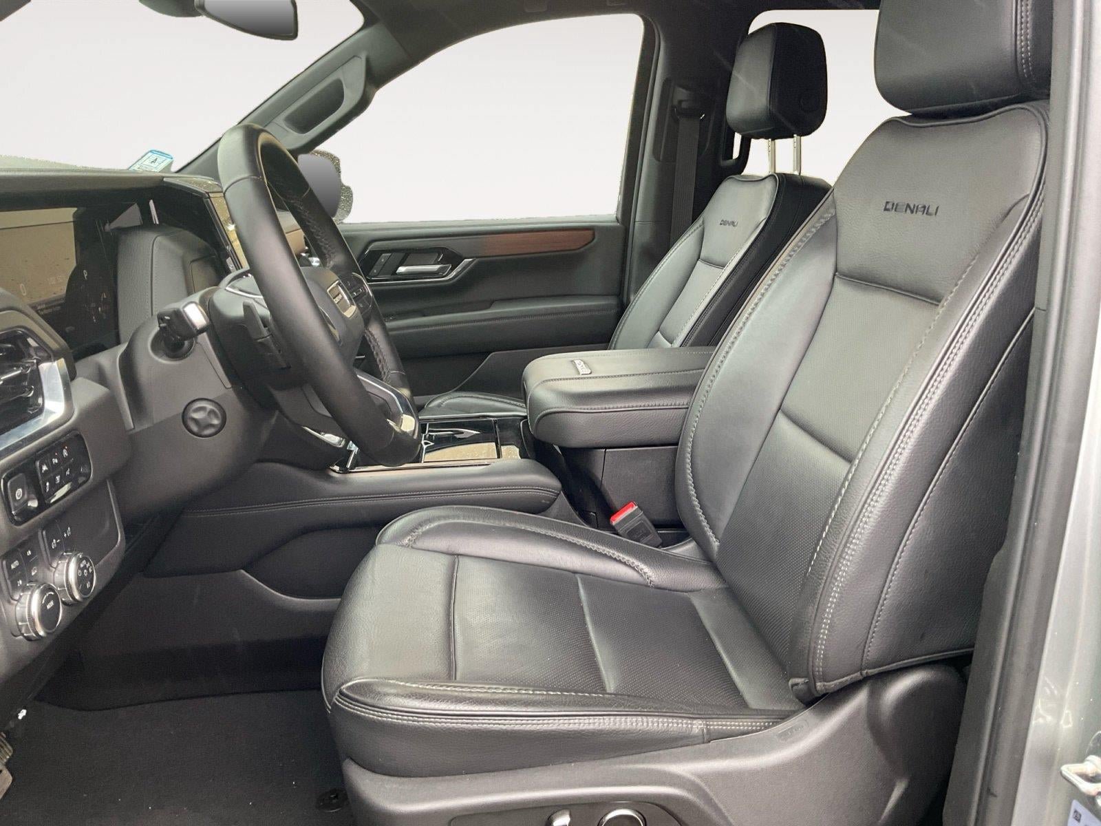 Certified 2025 GMC Yukon XL Denali AWD/4WD image 9