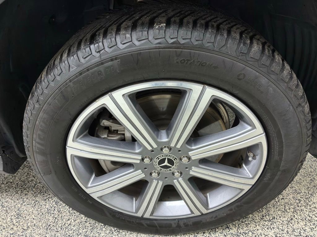 Used 2022 Mercedes-Benz GLS 450 4MATIC image 14