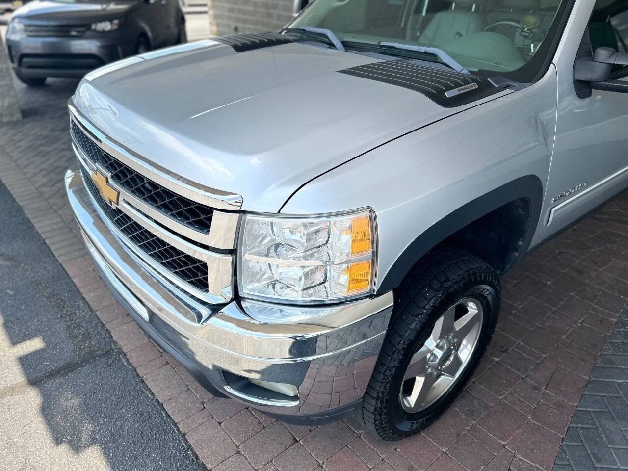 Used 2012 Chevrolet Silverado 2500 LTZ w/ LTZ Plus Package AWD/4WD image 28
