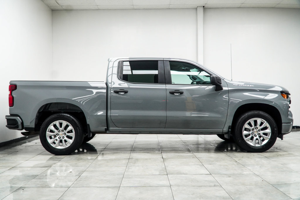 Used 2025 Chevrolet Silverado 1500 Custom RWD image 8