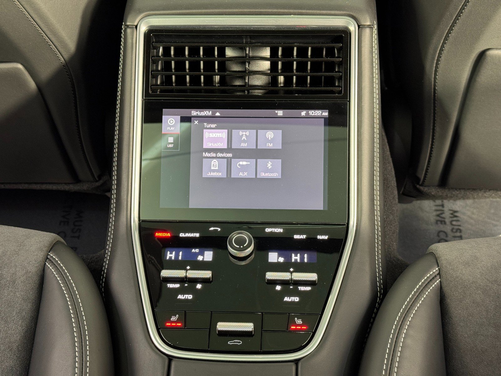 Used 2019 Porsche Panamera GTS image 37