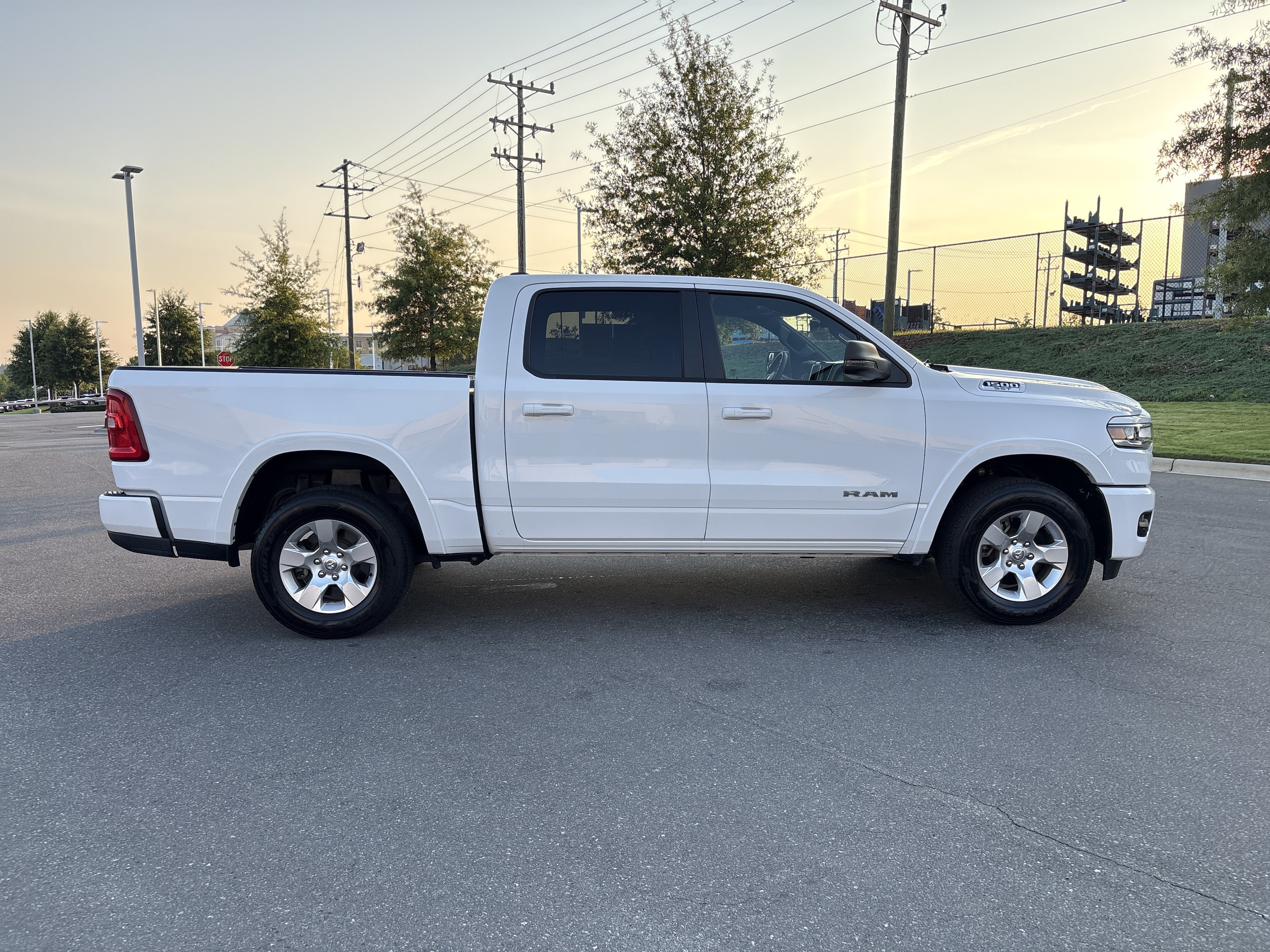 Used 2025 RAM 1500 Big Horn AWD/4WD image 10