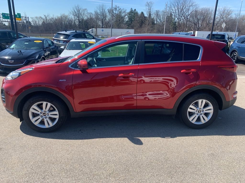 Used 2018 Kia Sportage LX w/ LX Popular Package AWD/4WD image 2