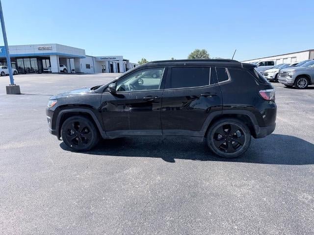 Used 2021 Jeep Compass Latitude FWD image 2