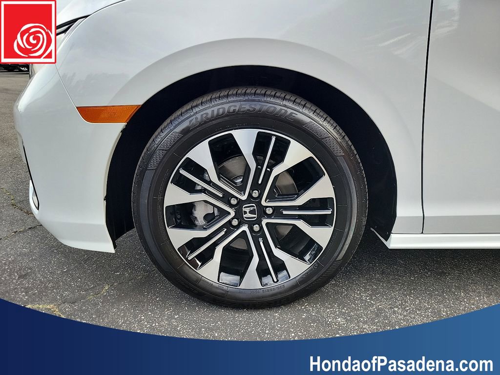 Certified 2026 Honda Odyssey Elite image 38