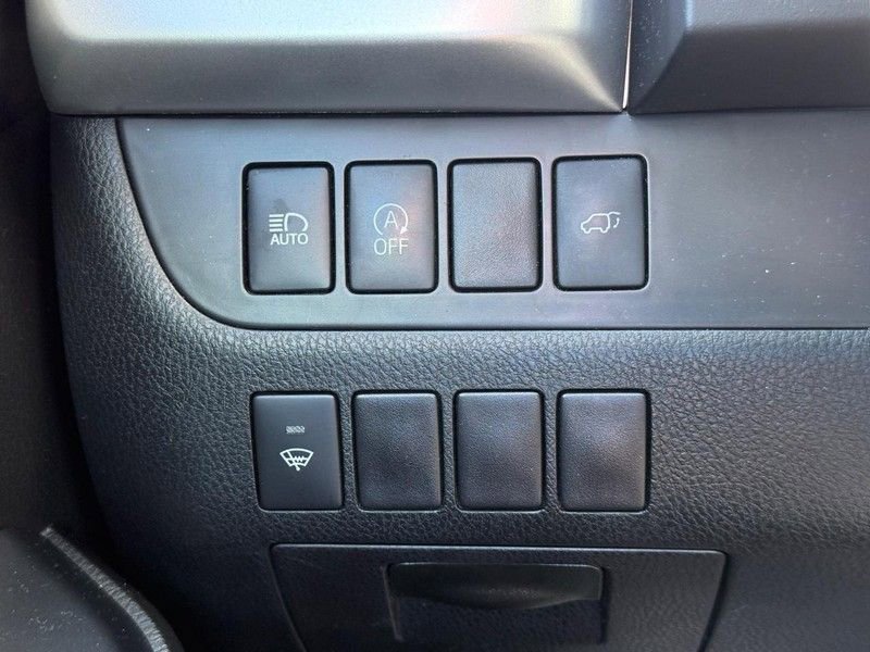 Used 2018 Toyota Highlander XLE AWD/4WD image 31