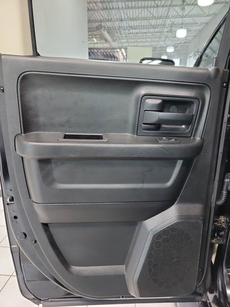 Used 2014 RAM 1500 Express w/ Black Ram 1500 Express Group AWD/4WD image 26