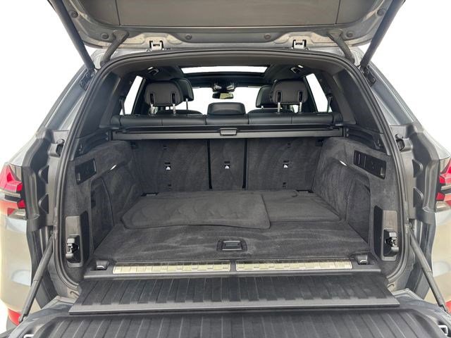 Used 2024 BMW X5 xDrive50e image 21