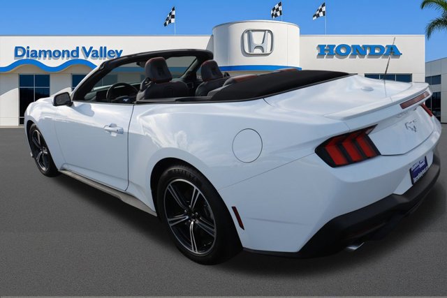 Used 2024 Ford Mustang Premium image 9