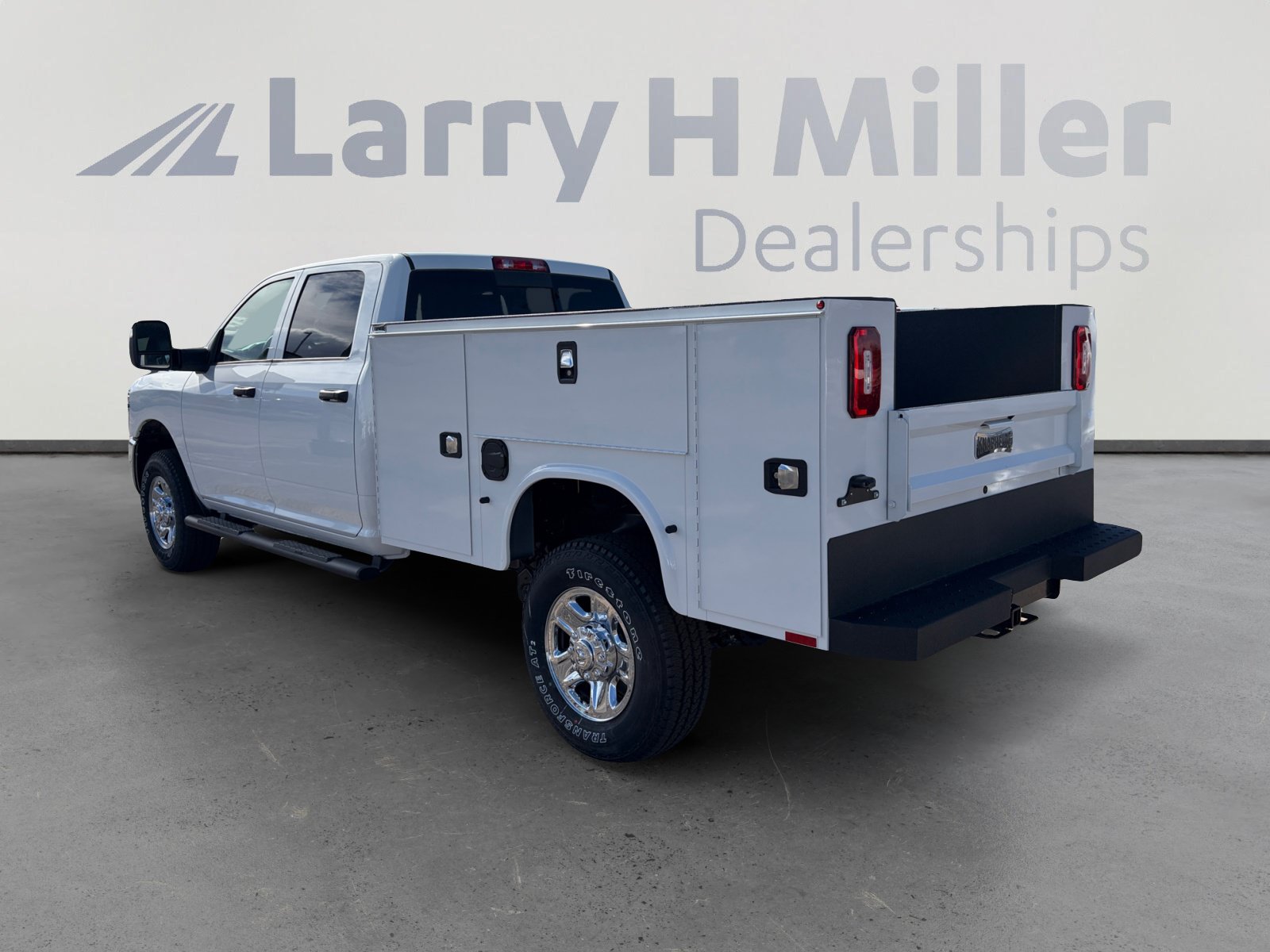 New 2026 RAM 2500 Tradesman AWD/4WD image 4