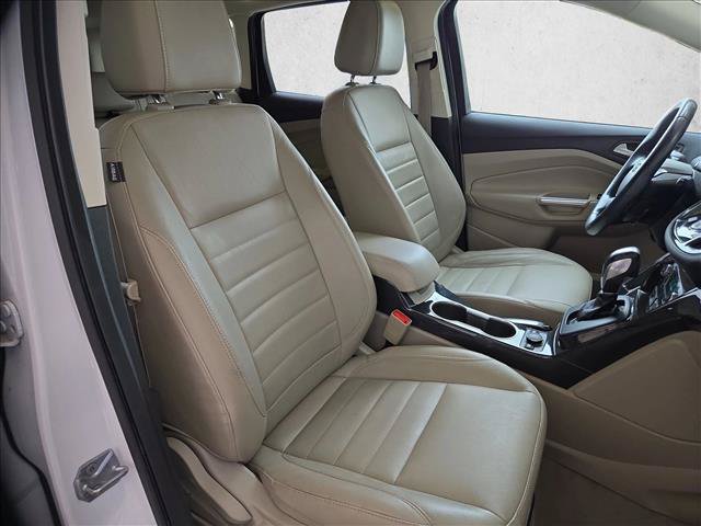 Used 2014 Ford Escape Titanium w/ Equipment Group 401A FWD image 20