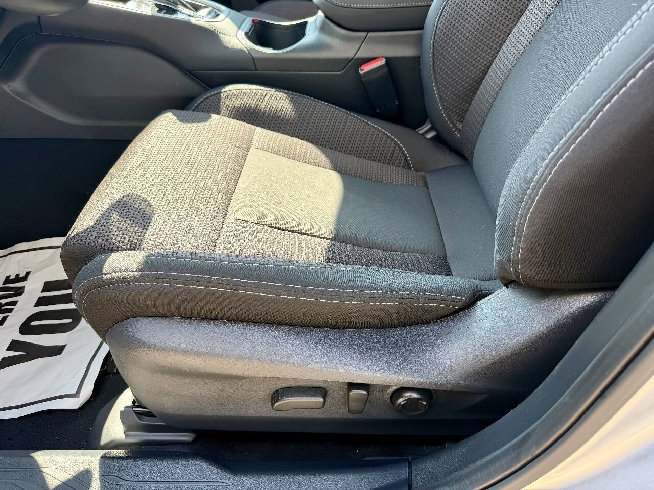 Used 2025 Subaru Outback Premium AWD/4WD image 34