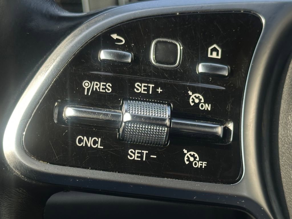 Used 2019 Mercedes-Benz E 450 4MATIC Cabriolet image 25