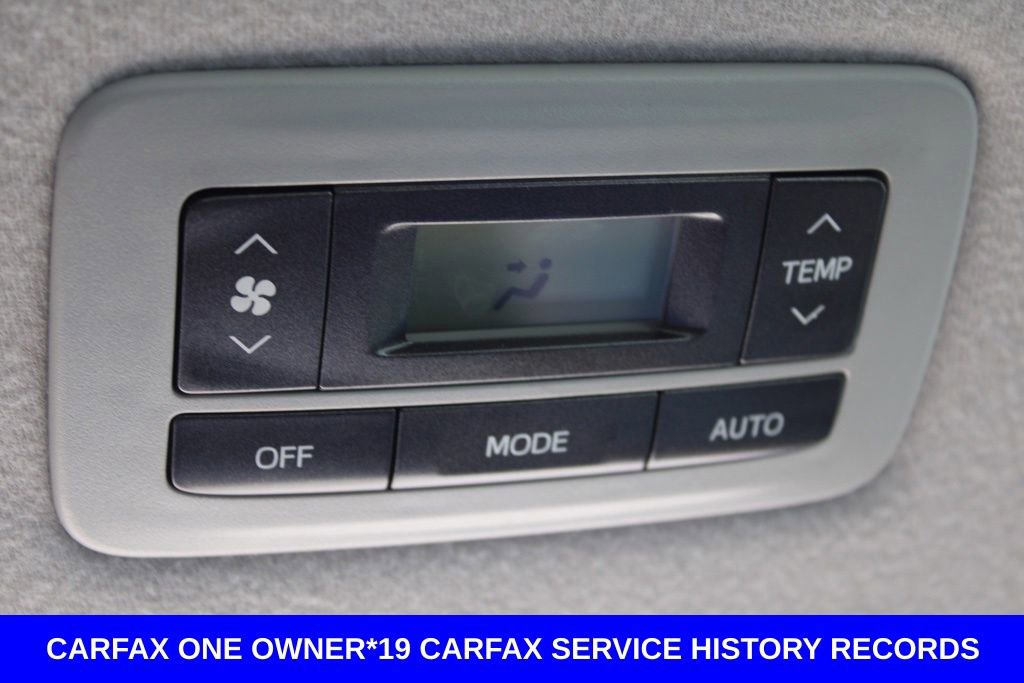 Used 2014 Toyota Sienna XLE w/ XLE Premium Package FWD image 31