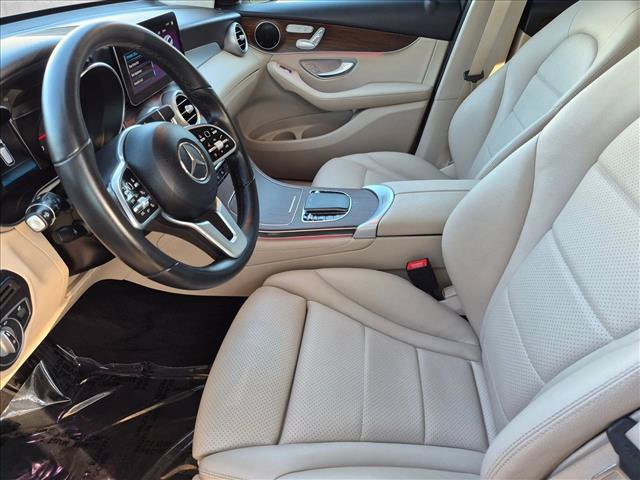 Used 2021 Mercedes-Benz GLC 300 4MATIC image 15