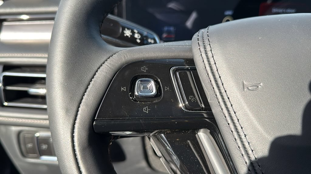 New 2025 Lincoln Aviator AWD w/ Equipment Group 101A image 9