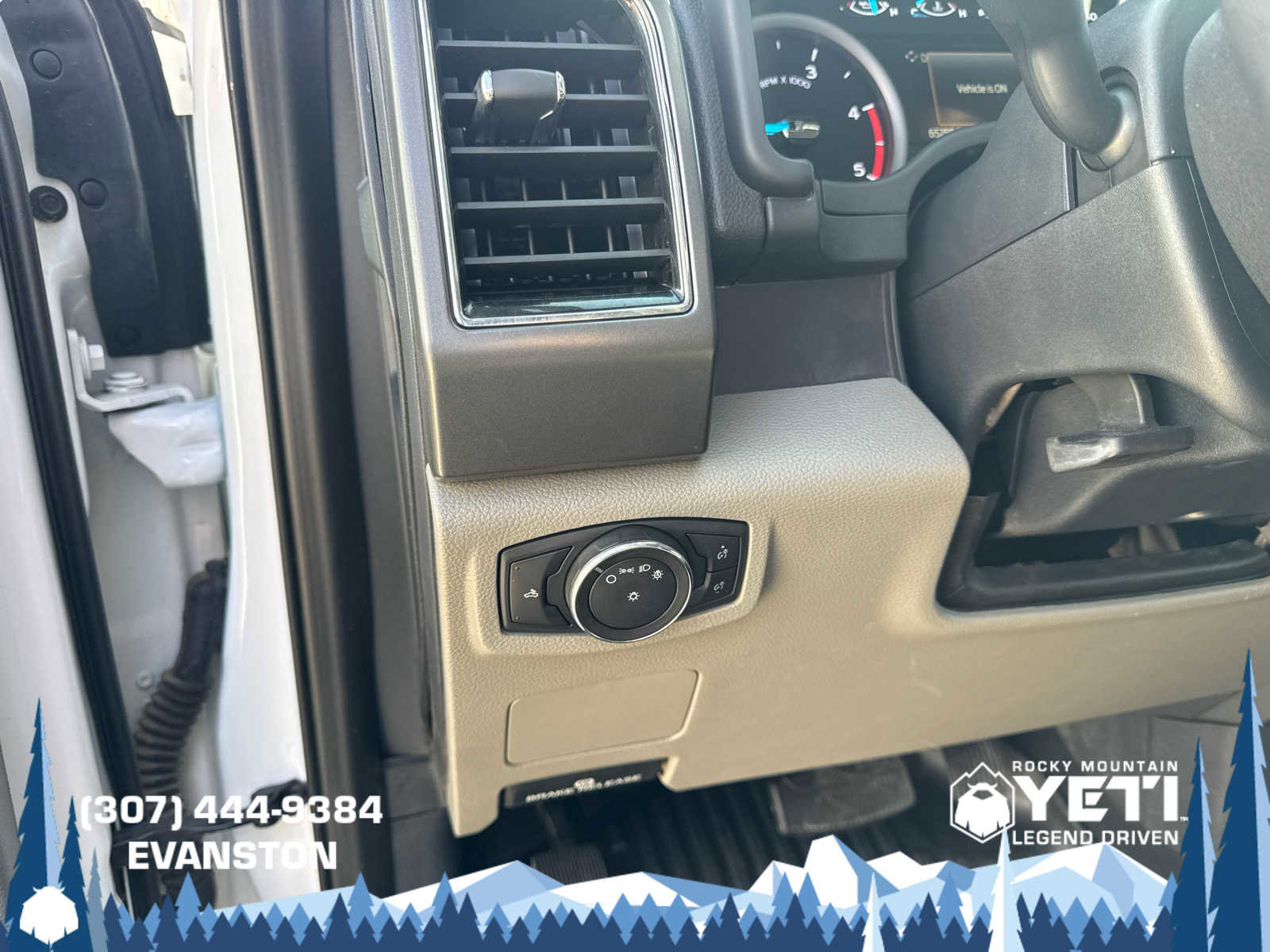 Used 2022 Ford F250 XLT AWD/4WD image 24