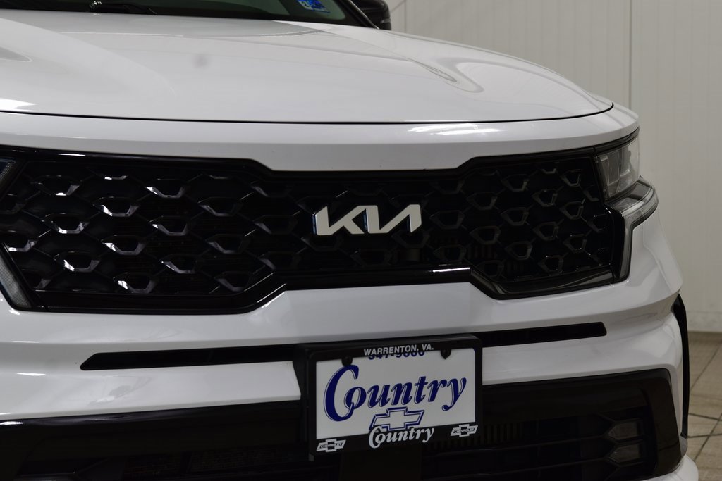 Used 2022 Kia Sorento SX image 11