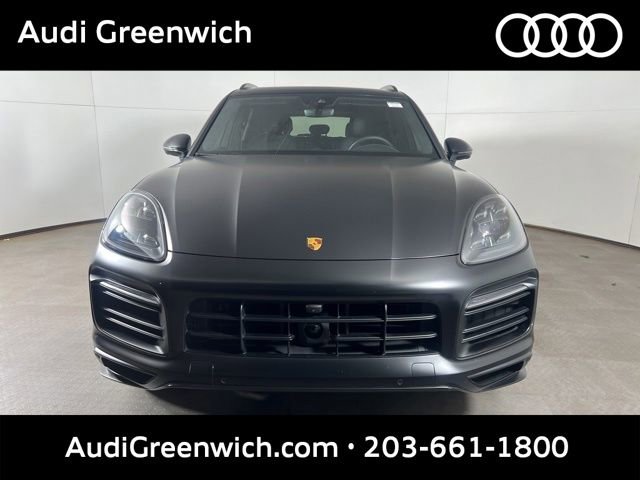 Used 2023 Porsche Cayenne GTS AWD/4WD image 2